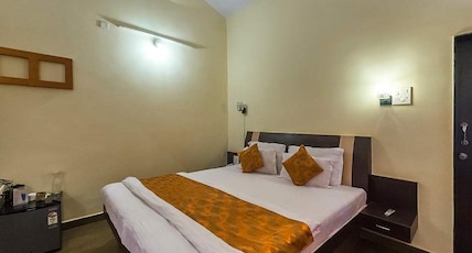 Nakshatra Beach Resort, Ganpatipule Room Type - Emerald Standard Room - Partial Sea View Nakshatra Beach Resort, Ganpatipule Room Type - Emerald Standard Room - Partial Sea View