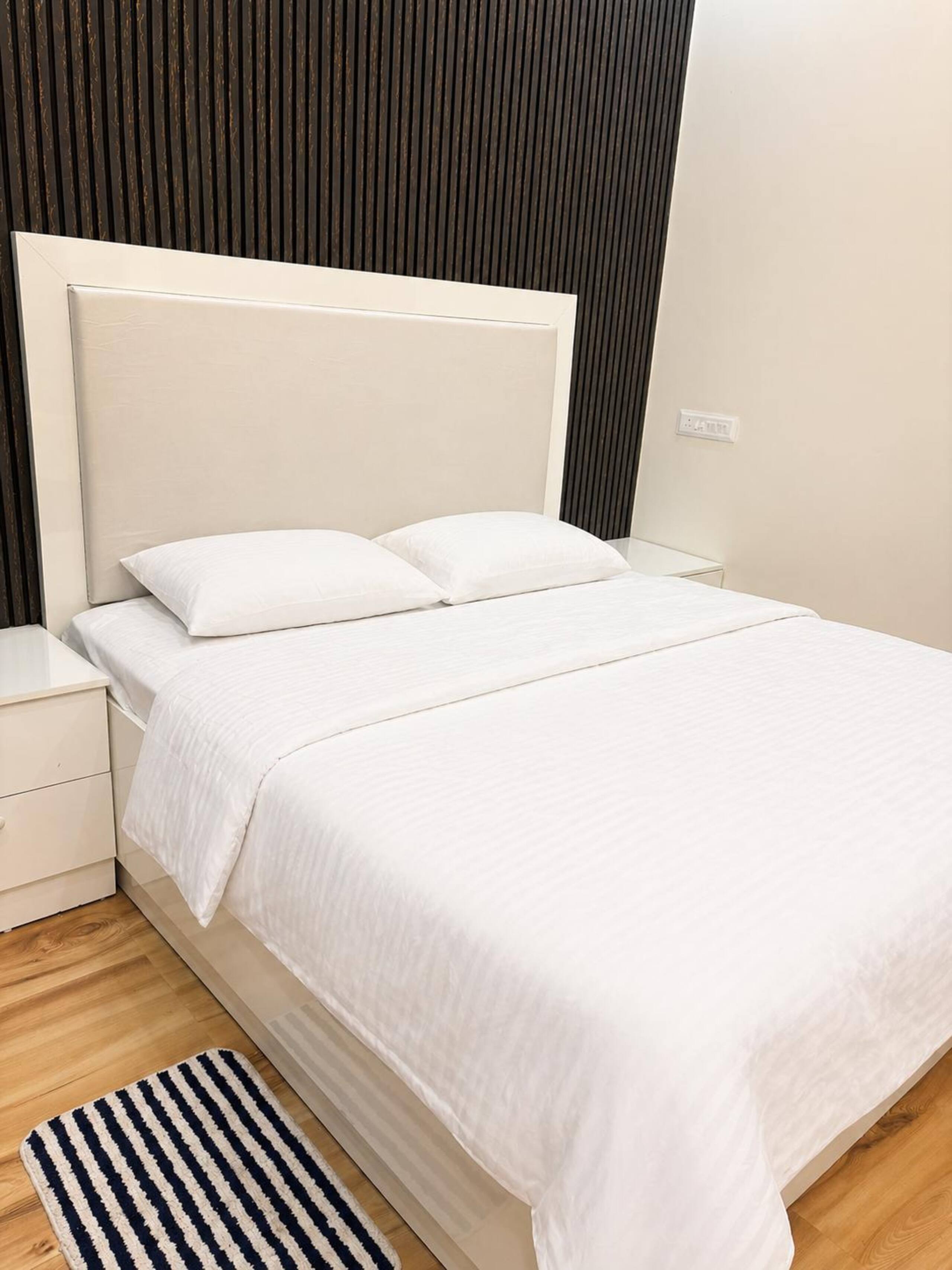 Sunhaven Work Leisure Stay Knowledge Park - Tap to explore photos