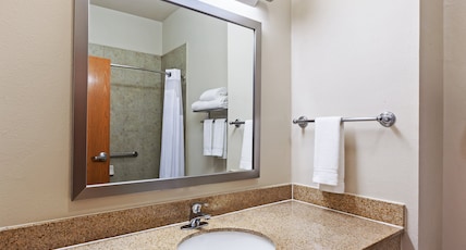 Holiday Inn Express & Suites - Pharr Room Type - 1 King Suite Addl Living Area Sofa Bed