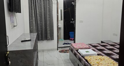 Hotel Virat Palace Room Type - R.N - 102 ( Double bed)