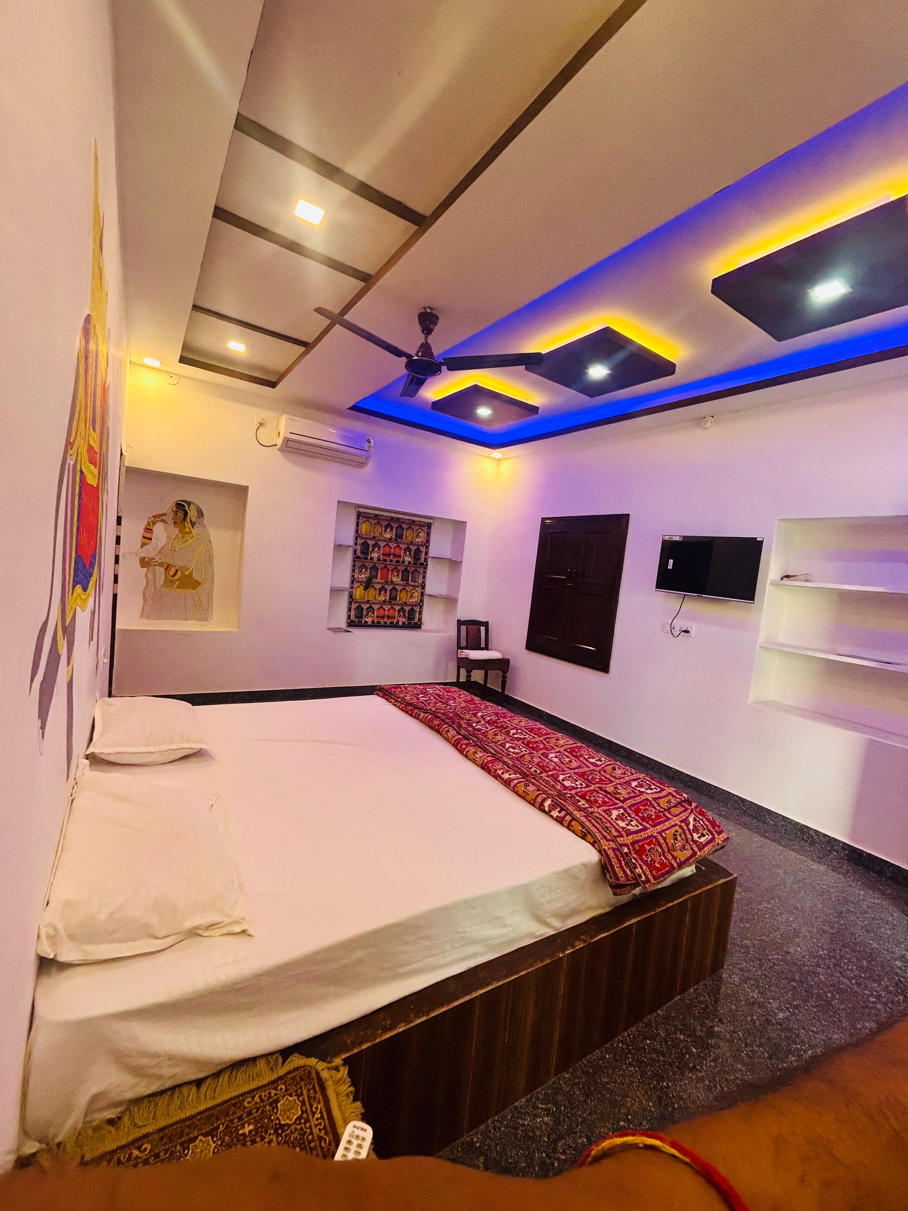 Hotel Ajit Garh - Tap to explore photos