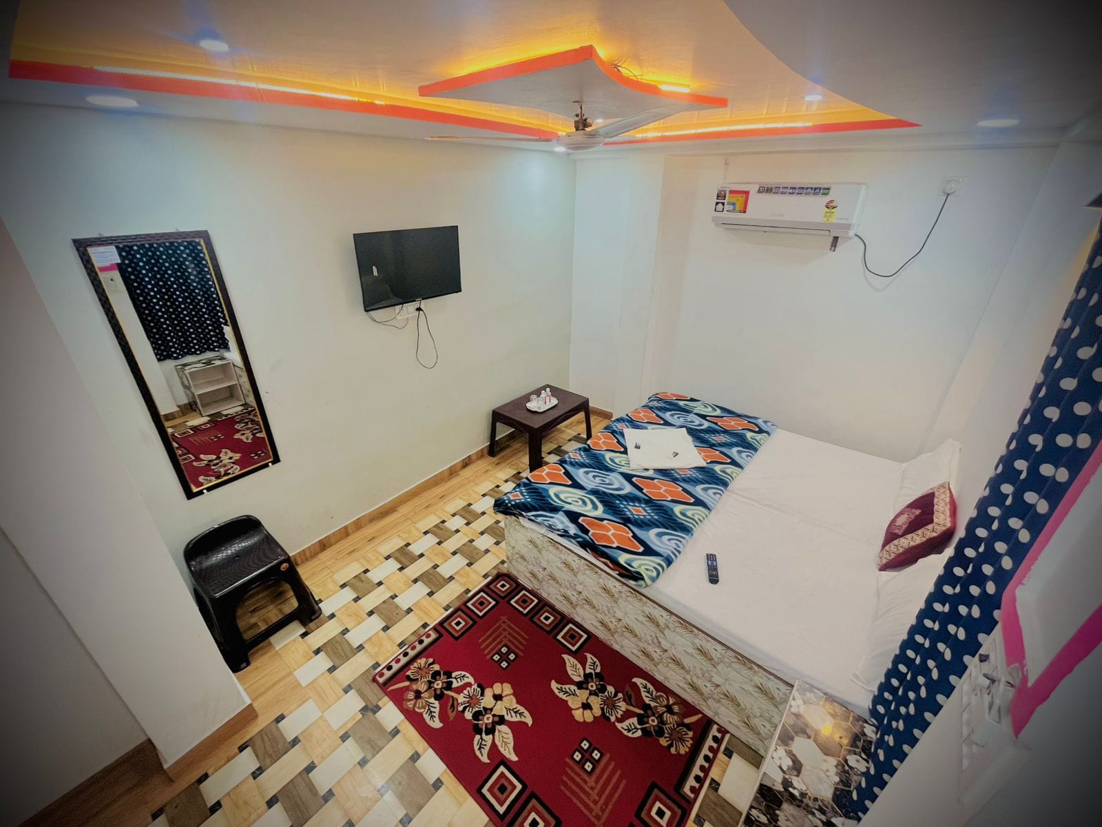 Bebi Palace Varanasi - Tap to explore photos