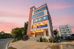 Fabhotel SRH Pride - Nr. Hitech City Railway Station