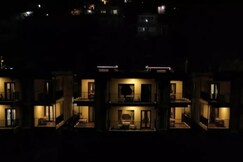 Dolphin Nose Retreat 