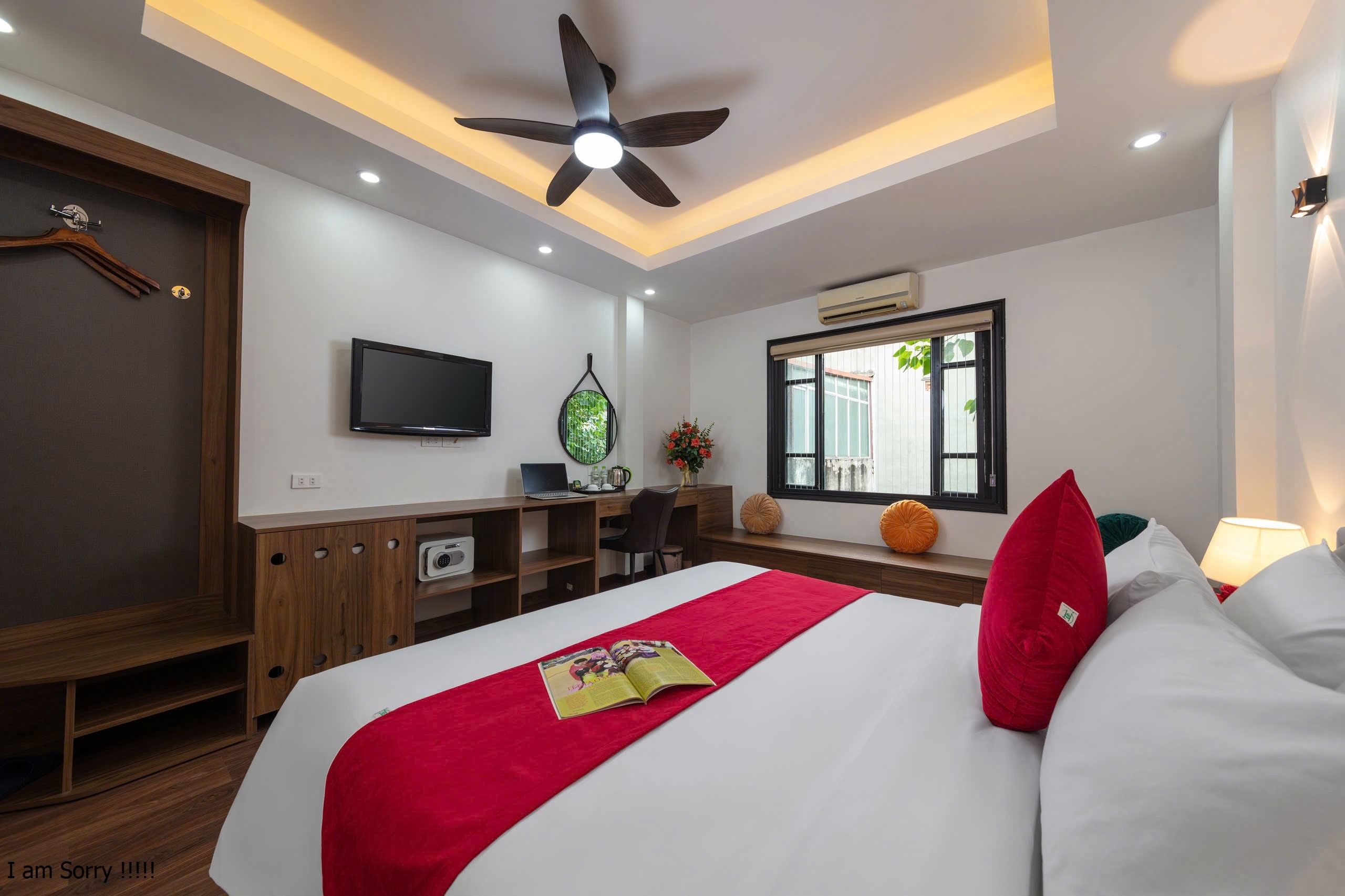 Hanoi Liliane Hotel and Travel - Tap to explore photos