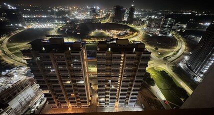 Amber Ash 2BHK Apartment 28th floor pool Room Type - Amber Ash 2BHK Apartment 28th floor pool