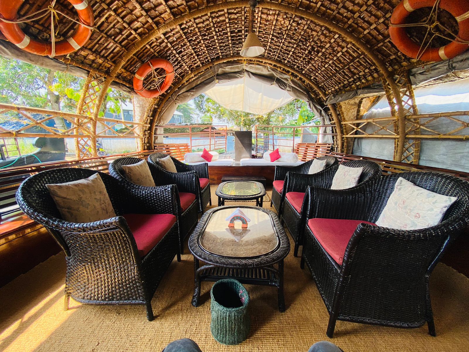 Marvel Cruise Houseboat - Tap to explore photos