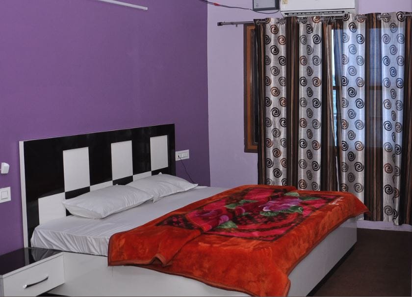 Hotel Nardev Marine Corps - Tap to explore photos