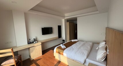 Hotel Himalaya Gangtok Room Type - Deluxe Room with Mountain View