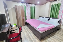 Hotel Diksha Homes