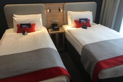 Holiday Inn Express Zurich Airport