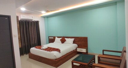 Emarald Hotel and Lodge Room Type - Deluxe Room