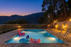 StayVista at The Winter Line W/Outdoor Pool