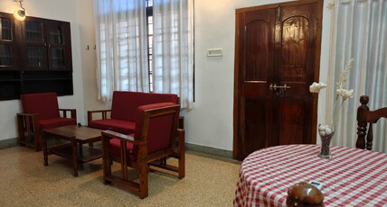 Princess Dutch Bungalow | Heritage Stay Fort Kochi Room Type - Premium Heritage Family AC Suite