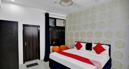 Hotel O Crown Room Type - Classic