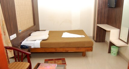 Hotel Raj Residency (200 Mtr from Bus stand and 3 Km from railway station) Room Type - GOLD AC