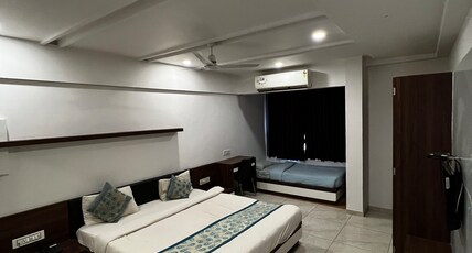 HOTEL SAVERA INN Room Type - Business Suite
