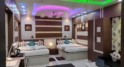 HOTEL CENTRAL SQUARE Room Type - SUITE