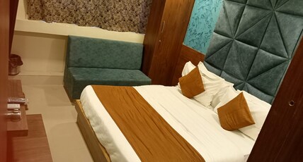 HOTEL REST INN Room Type - AC DELUXE ROOM