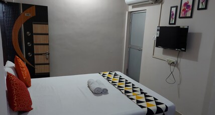 RAISON HOTEL Room Type - Deluxe (AC Room)