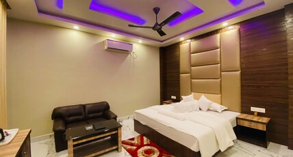 Mandarmani Green Resort Room Type - Deluxe Double Room with common Balcony