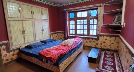 SEN HOME STAY SHOOLING Room Type - S 4