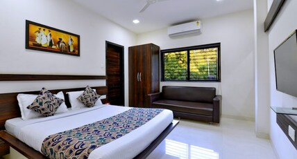 Hotel Sunil Inn Room Type - Super Deluxe Double Room