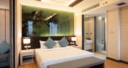 Jasmine Resort Hotel Bangkok Room Type - Premier Corner Suite