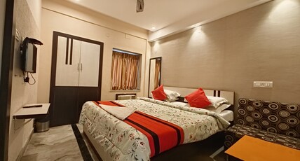 PANASIA HOTEL NEWTOWN Room Type - AC Executive Room