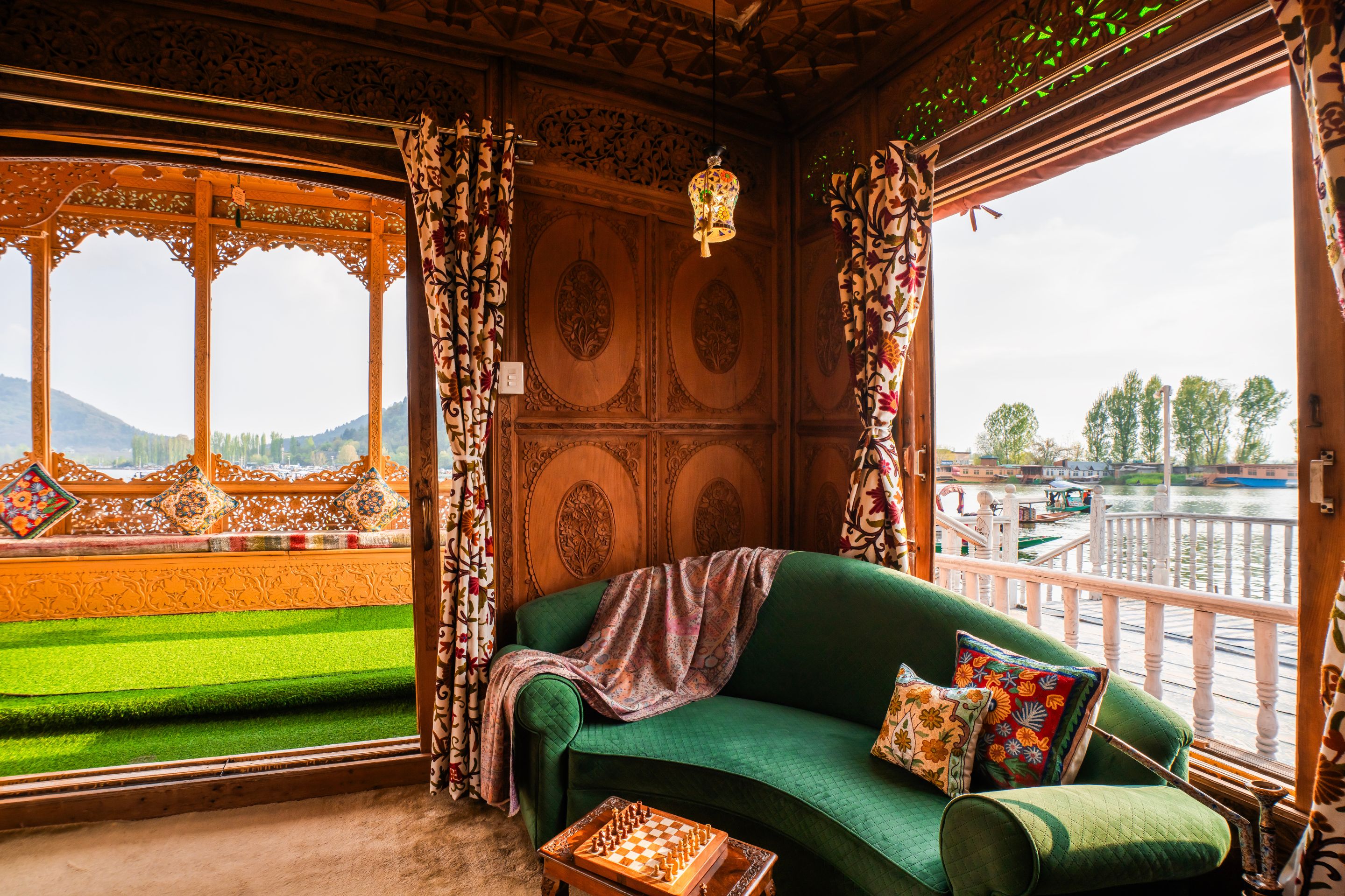 Moustache Houseboat Srinagar - Tap to explore photos