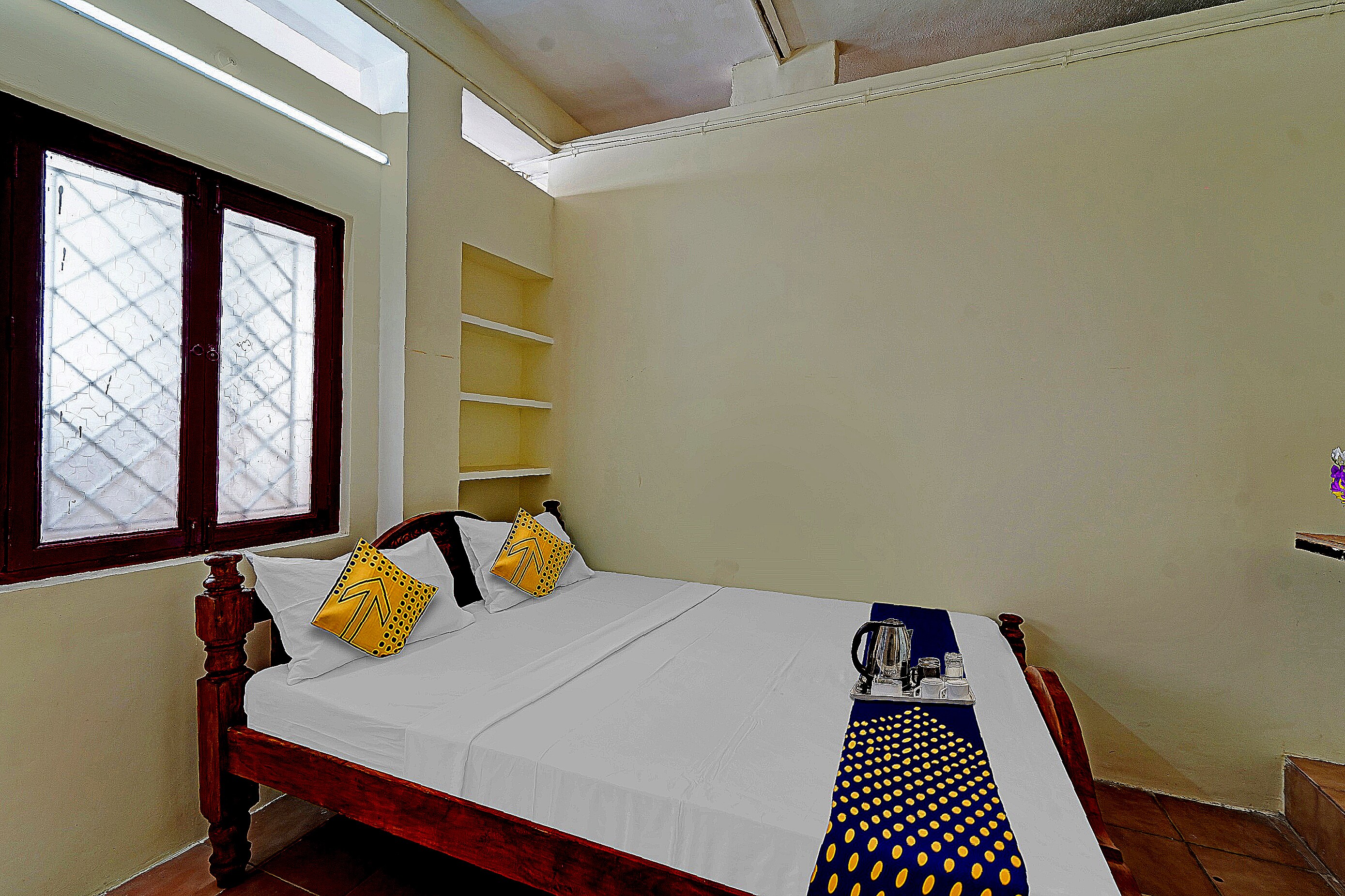 SPOT ON Sri Sakthi Guest House - Tap to explore photos