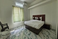 FabHotel Infinity Residency