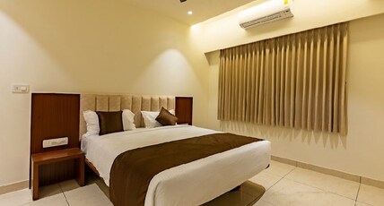 Patel Comforts Inn and Suites Room Type - STANDARD ROOM