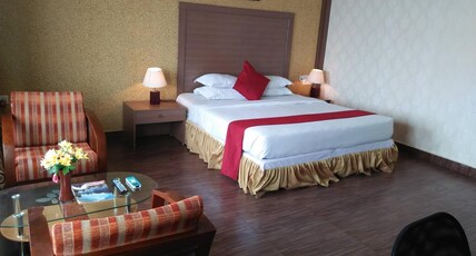 Golden Sun Hotel Beach Resort Room Type - Premium Sea Front Room