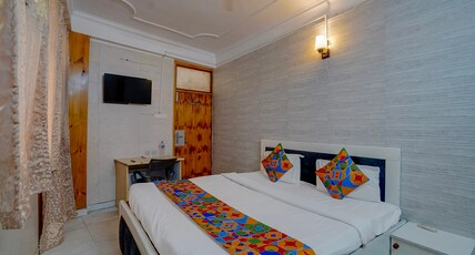 FabHotel Aditya Residency - Sector 59 Metro Station Room Type - Executive Room