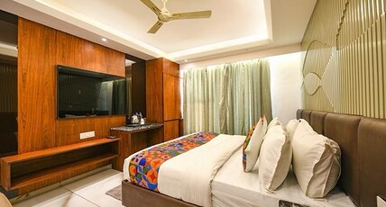 Hotel Dev Palace Patel Nagar Room Type - Premium Room