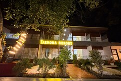 DEVORA RESORT