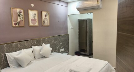 Sri Vijay Balaji Mahal Room Type - EURO DELUXE