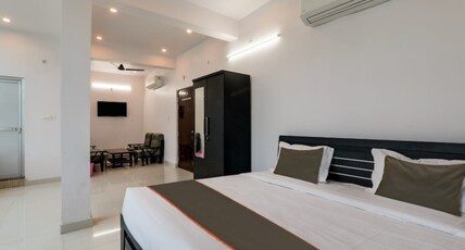 Divine Glory Hotel Room Type - Super Deluxe Room