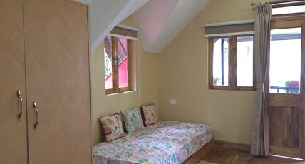 GINGKO HOME Room Type - Backyard Attic