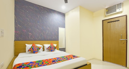 FabHotel Aaradhya Residency Room Type - Deluxe Room FabHotel Aaradhya Residency Room Type - Deluxe Room