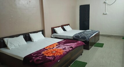 BRAJ RANI HOTEL AND GARDEN Room Type - Family room