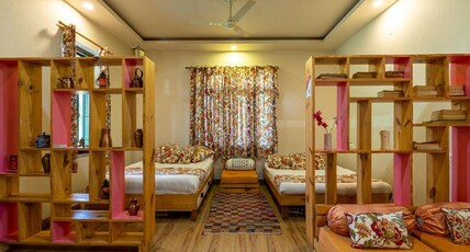 GIRISADAN BOUTIQUE FARMSTAY Room Type - Villa Suit Room With 2 Queen Beds & Pool View