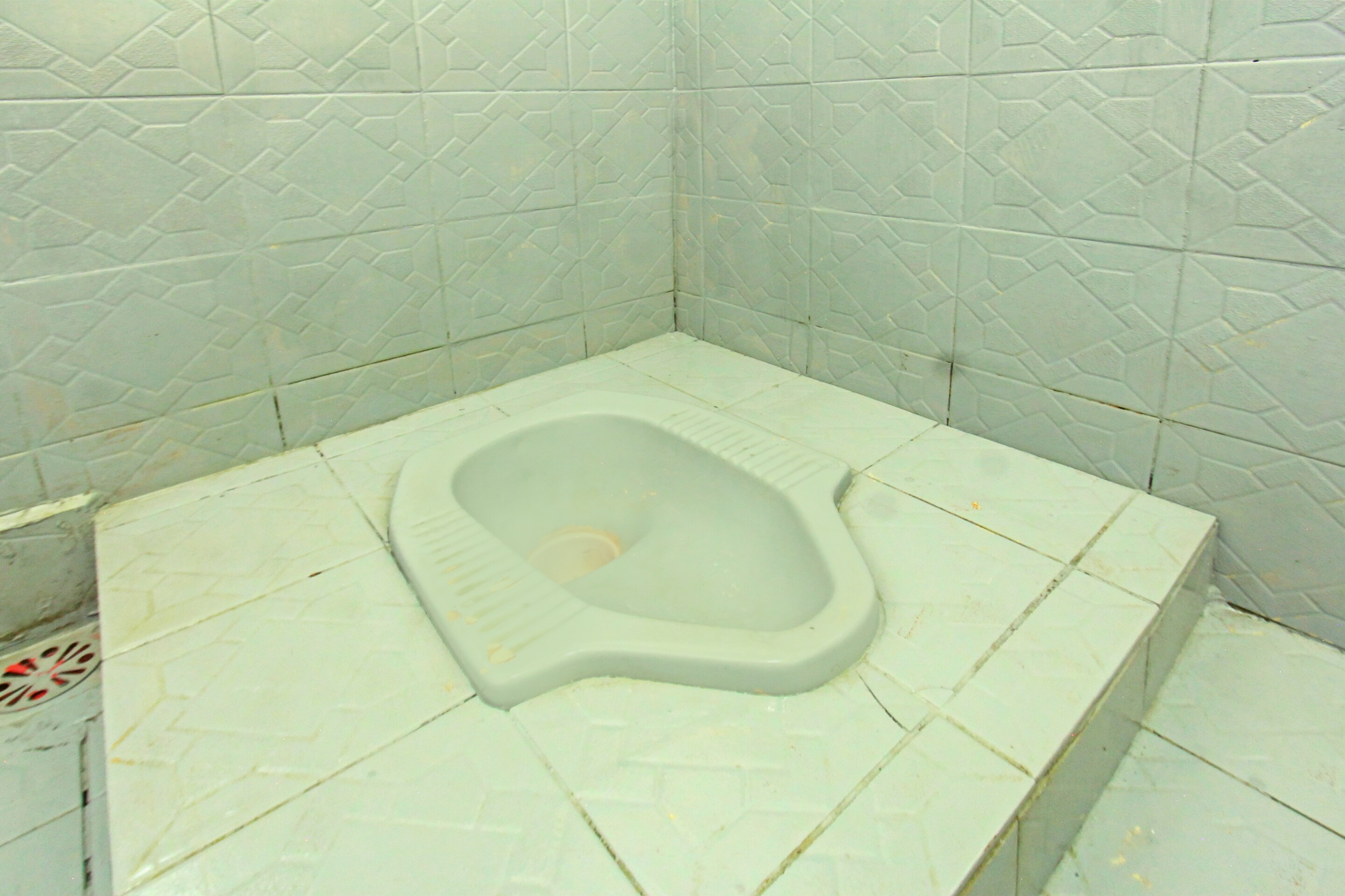 Hotel O Diwi Homestay - Tap to explore photos