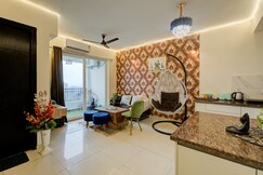 City view by Royal rooms