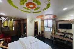 Hotel Royal View International