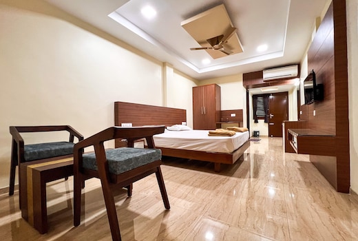 Shri Amman Residency