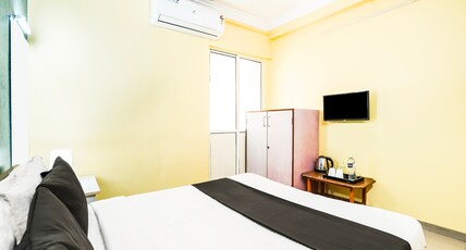 Hotel O Vibrant Residency Room Type - Deluxe