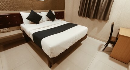 Hotel Shangrila Room Type - Deluxe AC Room