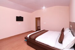 OYO Benog Wildlife Resort